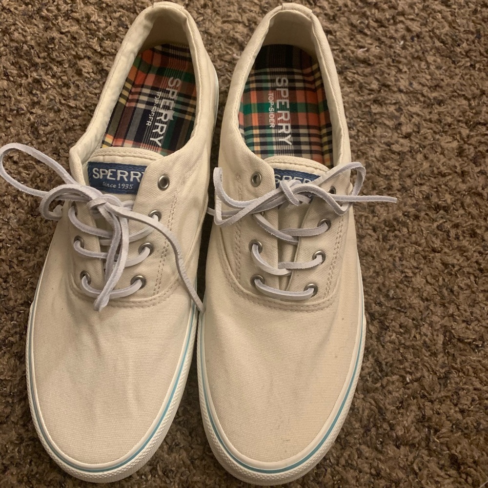 Brand new sperrys